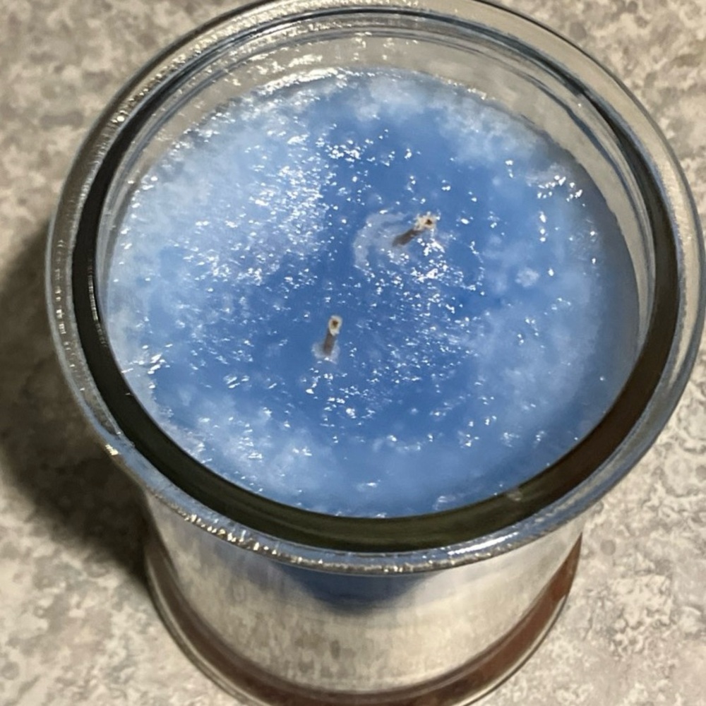 Tuscany Sea and Sand Double Wick Marbleized Candle 18oz-reduced shipping-$4.99! - Picture 4 of 4